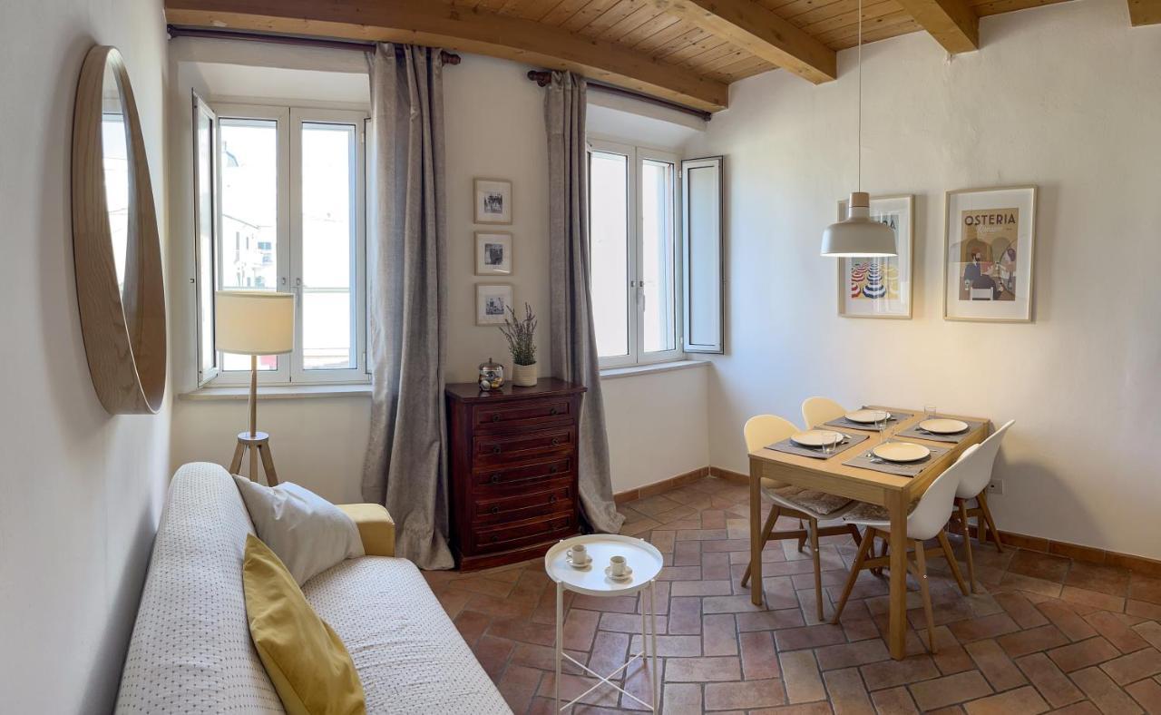 Appartements Dans Agreable Maison De Ville Centre Historique De Ріміні Екстер'єр фото